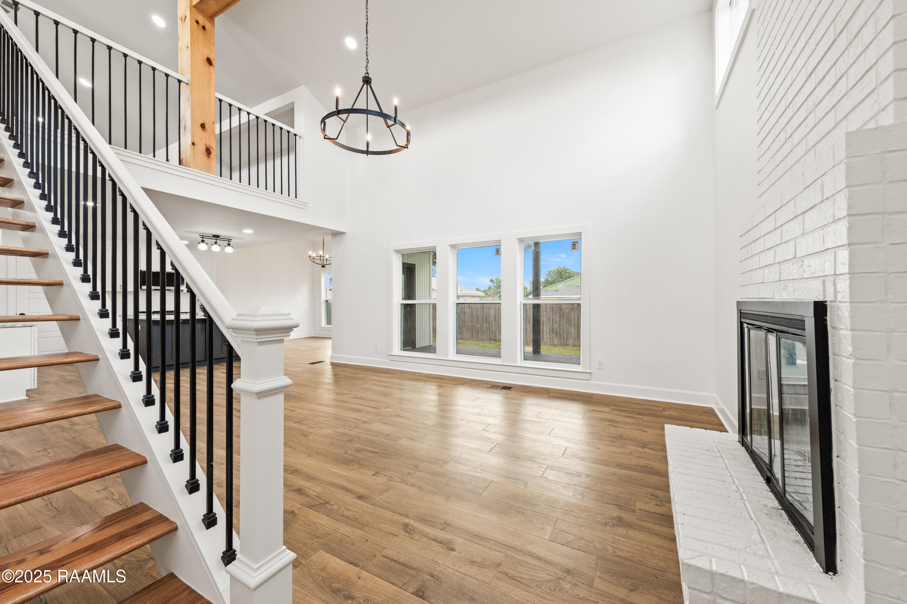 1100 F Vieux Jacquet Road Broussard, LA 70518 - Photo 31 of 51 Living Area