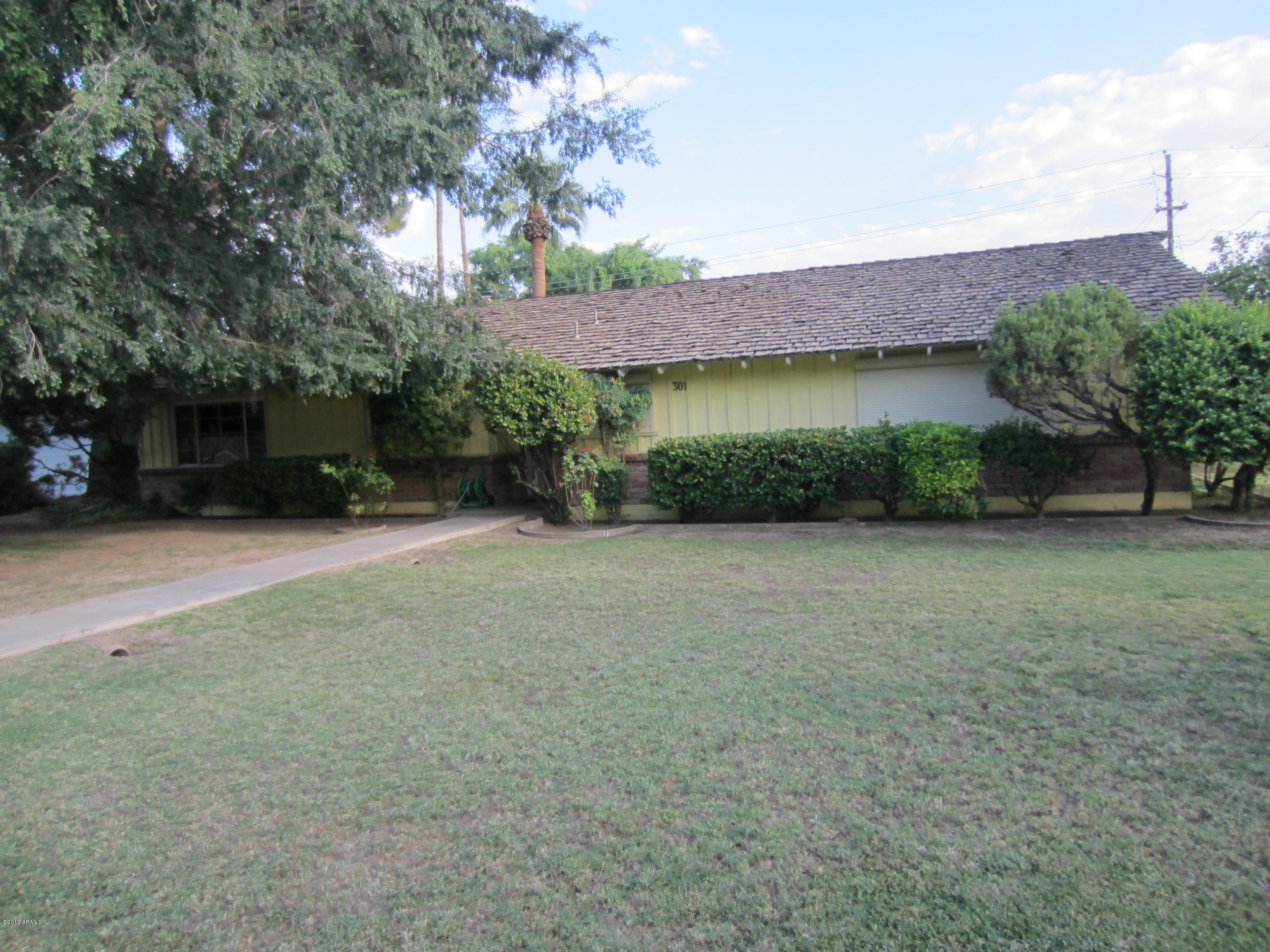 301 East Lamar Road Phoenix, AZ 85012 - Photo 29 of 33 301 E lamar 010