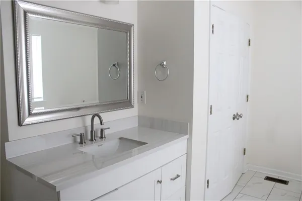 $2,100 | 3755 Fern Creek Drive, Flowery Branch, GA 30542