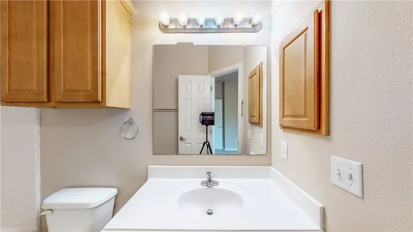 $2,400 | 305 Holleman Drive, Unit 1306, College Station, TX 77840
