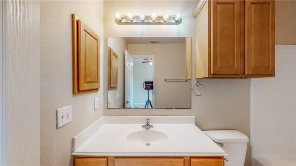 $2,400 | 305 Holleman Drive, Unit 1306, College Station, TX 77840