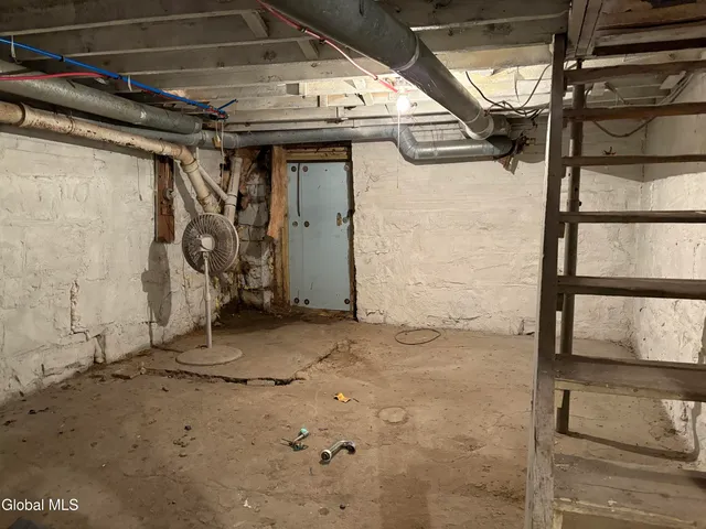 $75,000 | 219 Broadway, Fort Edward, NY 12828