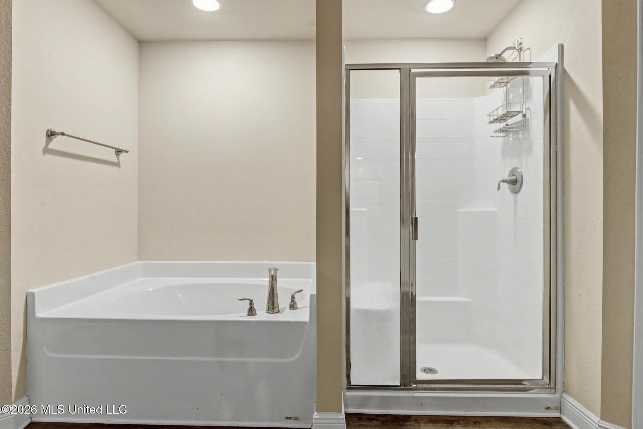 6245 Roxanne Way Biloxi, MS 39532 - Photo 15 of 34 015