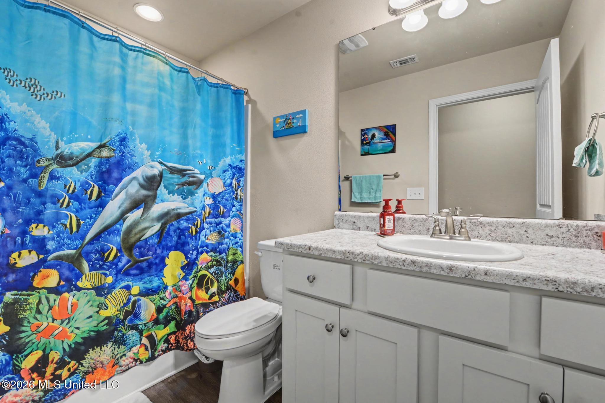 6245 Roxanne Way Biloxi, MS 39532 - Photo 22 of 34 022