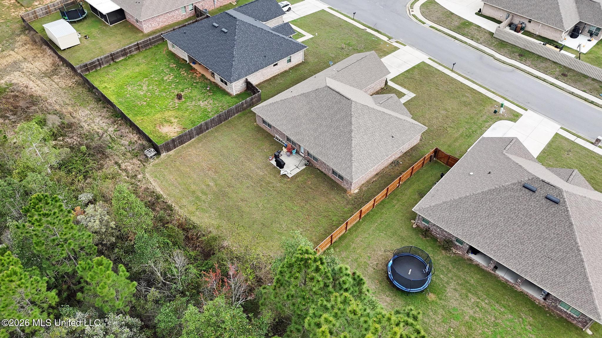 6245 Roxanne Way Biloxi, MS 39532 - Photo 29 of 34 029