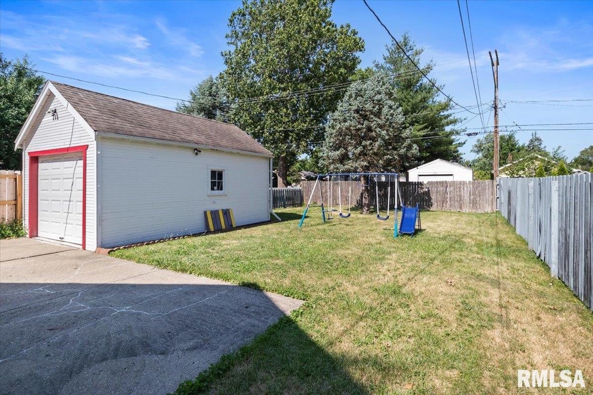 2359 South 7th Street Springfield, IL 62703 - Photo 26 of 26