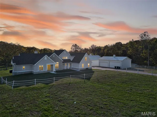 $945,000 | 18360 Pinhook Holw Drive, Wildwood, MO 63069