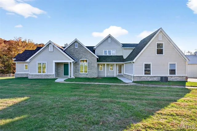$945,000 | 18360 Pinhook Holw Drive, Wildwood, MO 63069