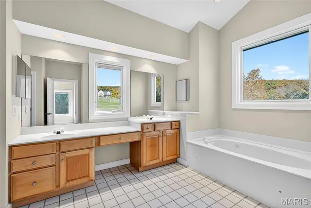 $945,000 | 18360 Pinhook Holw Drive, Wildwood, MO 63069