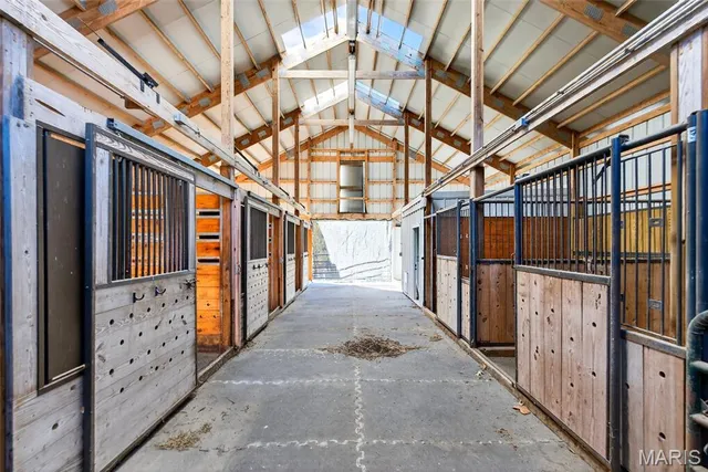 $945,000 | 18360 Pinhook Holw Drive, Wildwood, MO 63069