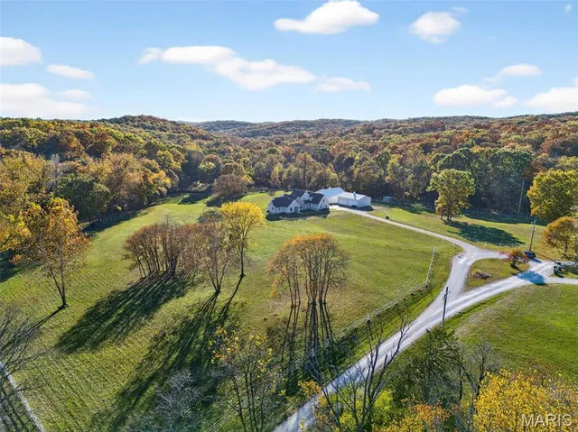 $945,000 | 18360 Pinhook Holw Drive, Wildwood, MO 63069
