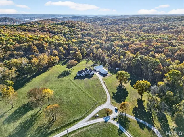 $945,000 | 18360 Pinhook Holw Drive, Wildwood, MO 63069