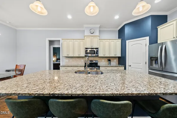 $799,900 | 3010 Brighton Bluff Drive, Apex, NC 27539