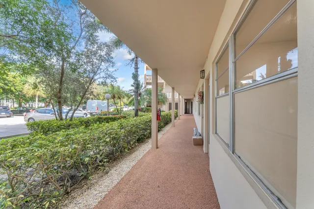 $217,500 | 3003 Portofino Isle, Unit K1, Coconut Creek, FL 33066