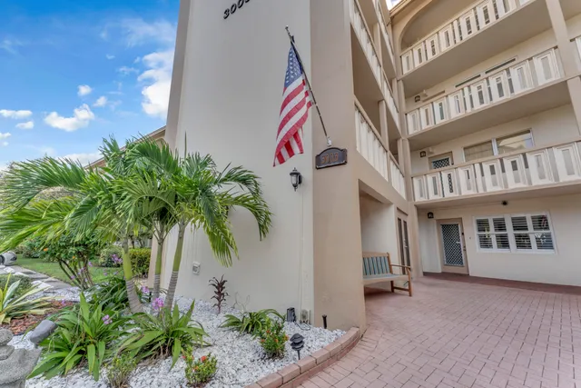 $217,500 | 3003 Portofino Isle, Unit K1, Coconut Creek, FL 33066