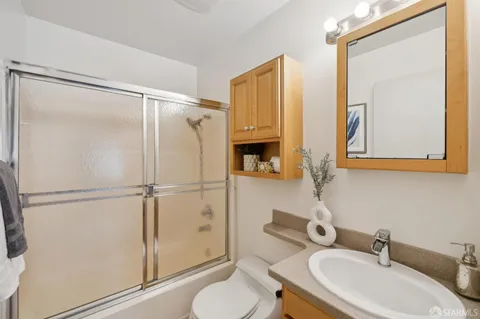 $1,395,000 | 1 Cape Breton Court, Pacifica, CA 94044