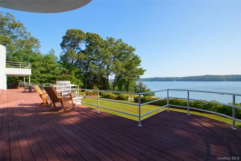 $6,995,000 | 26 Tennis Court Road, Oyster Bay, NY 11771