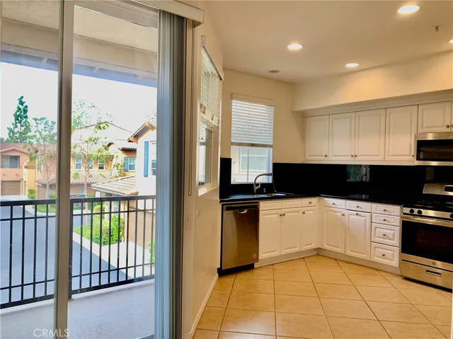 $4,300 | 131 Stepping Stone, Irvine, CA 92603