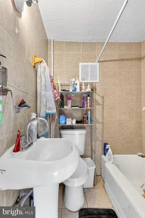 $449,900 | 506 North Queen Street, Lancaster, PA 17603