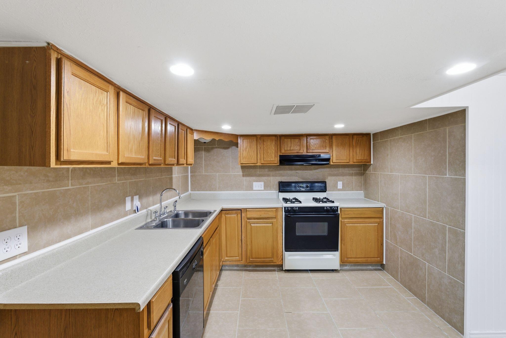 253 Radcliffe Road Lexington, KY 40505 - Photo 32 of 46 dsc08975