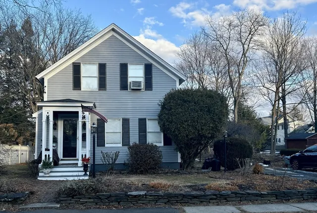 $1,750 | 57 Lilly Street, Unit 1, Northampton, MA 01062