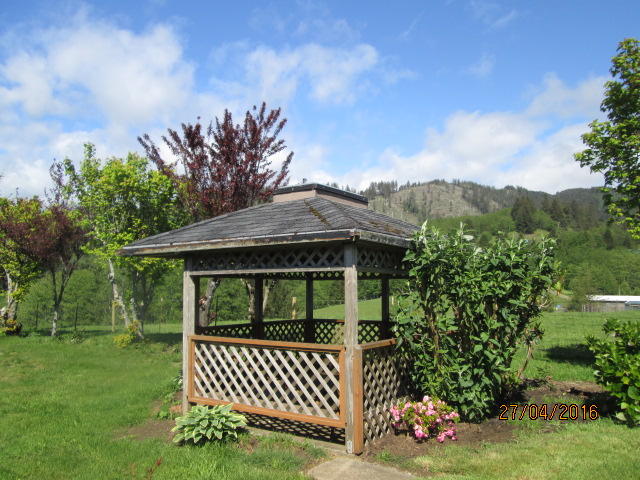 905 Blue Spruce Ridge Way Tillamook, OR 97141 - Photo 2 of 16 IMG_8410