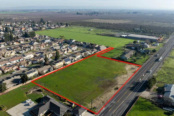 $840,000 | 1 Jackson Avenue, Escalon, CA 95320