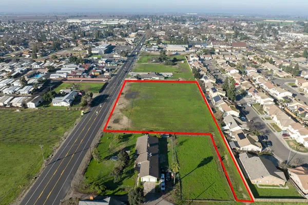 $840,000 | 1 Jackson Avenue, Escalon, CA 95320