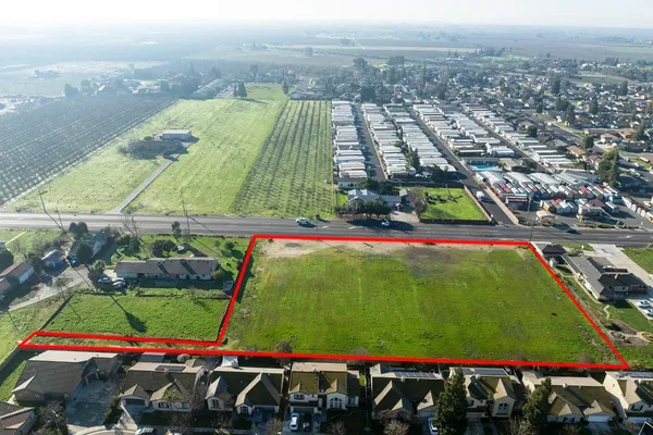 $840,000 | 1 Jackson Avenue, Escalon, CA 95320