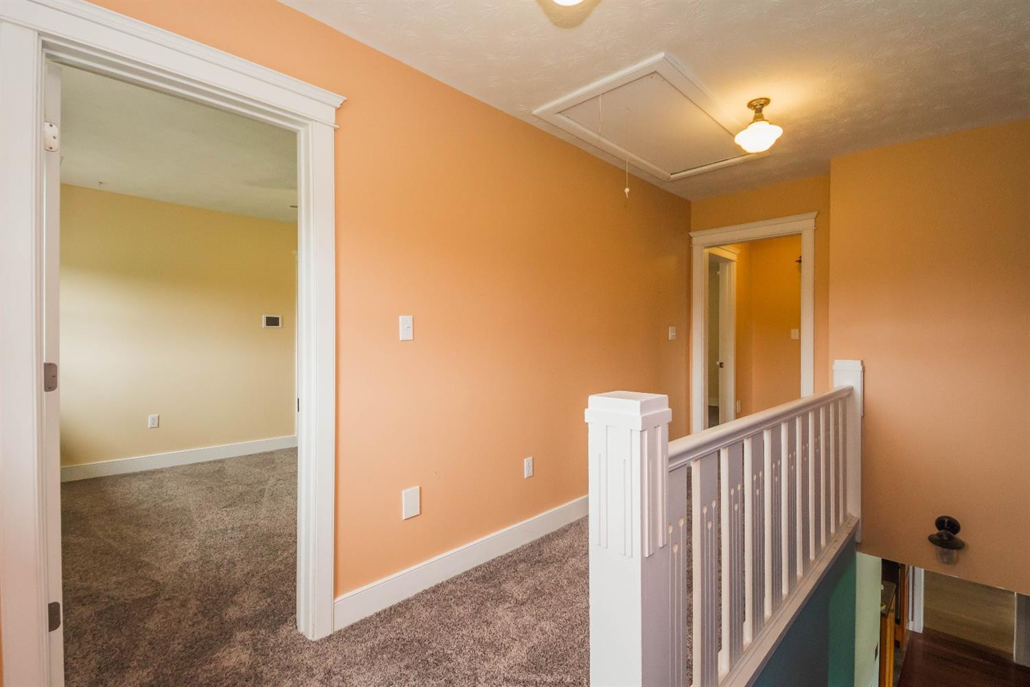 2105 Two Mile Road Winchester, KY 40391 - Photo 23 of 48 Upstairs hallway