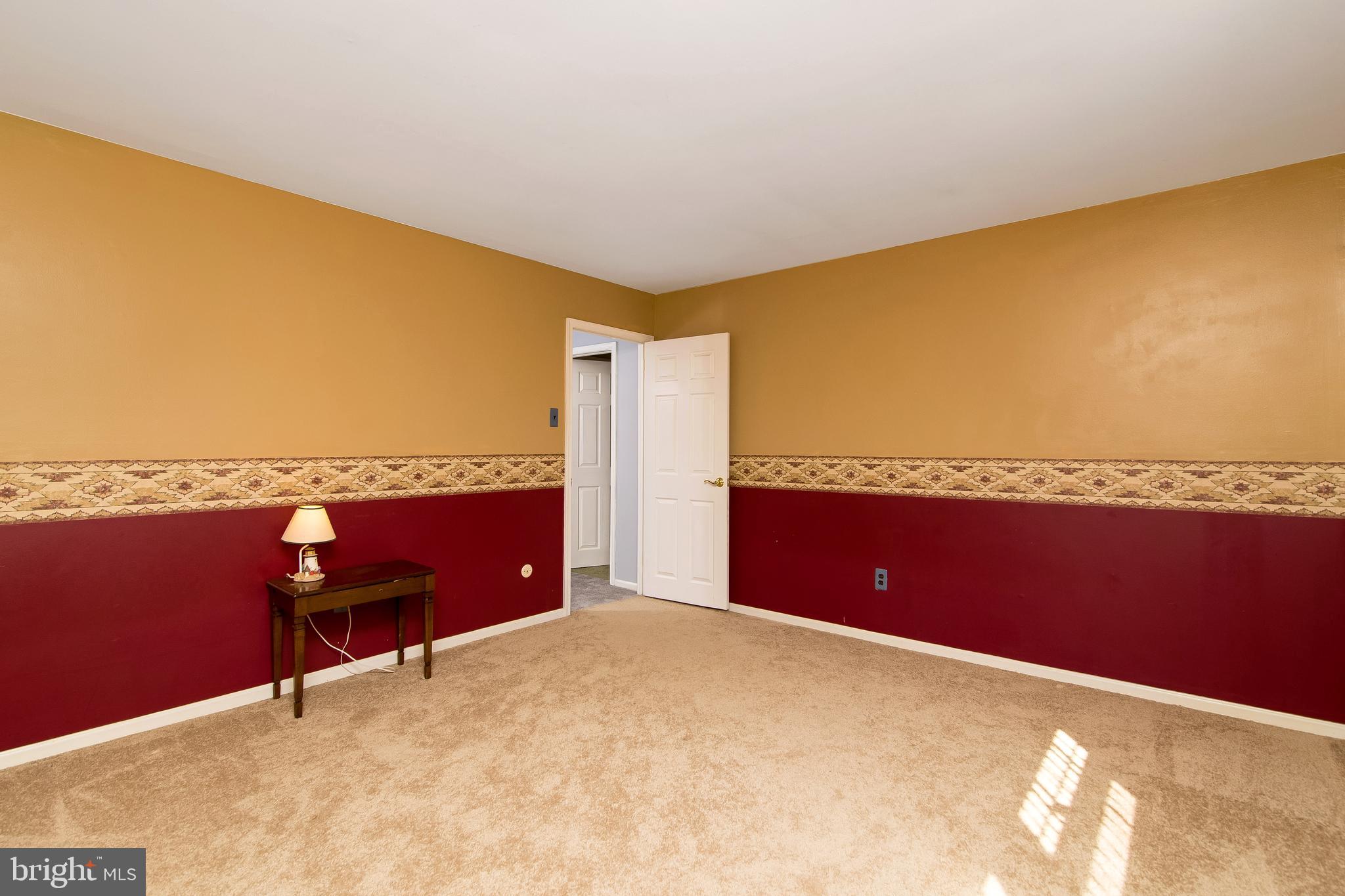 1089 Old Ford Road Huntingdon Valley, PA 19006 - Photo 19 of 37
