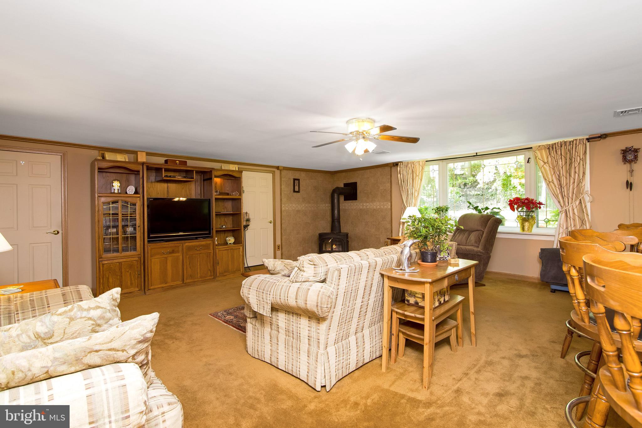 1089 Old Ford Road Huntingdon Valley, PA 19006 - Photo 24 of 37