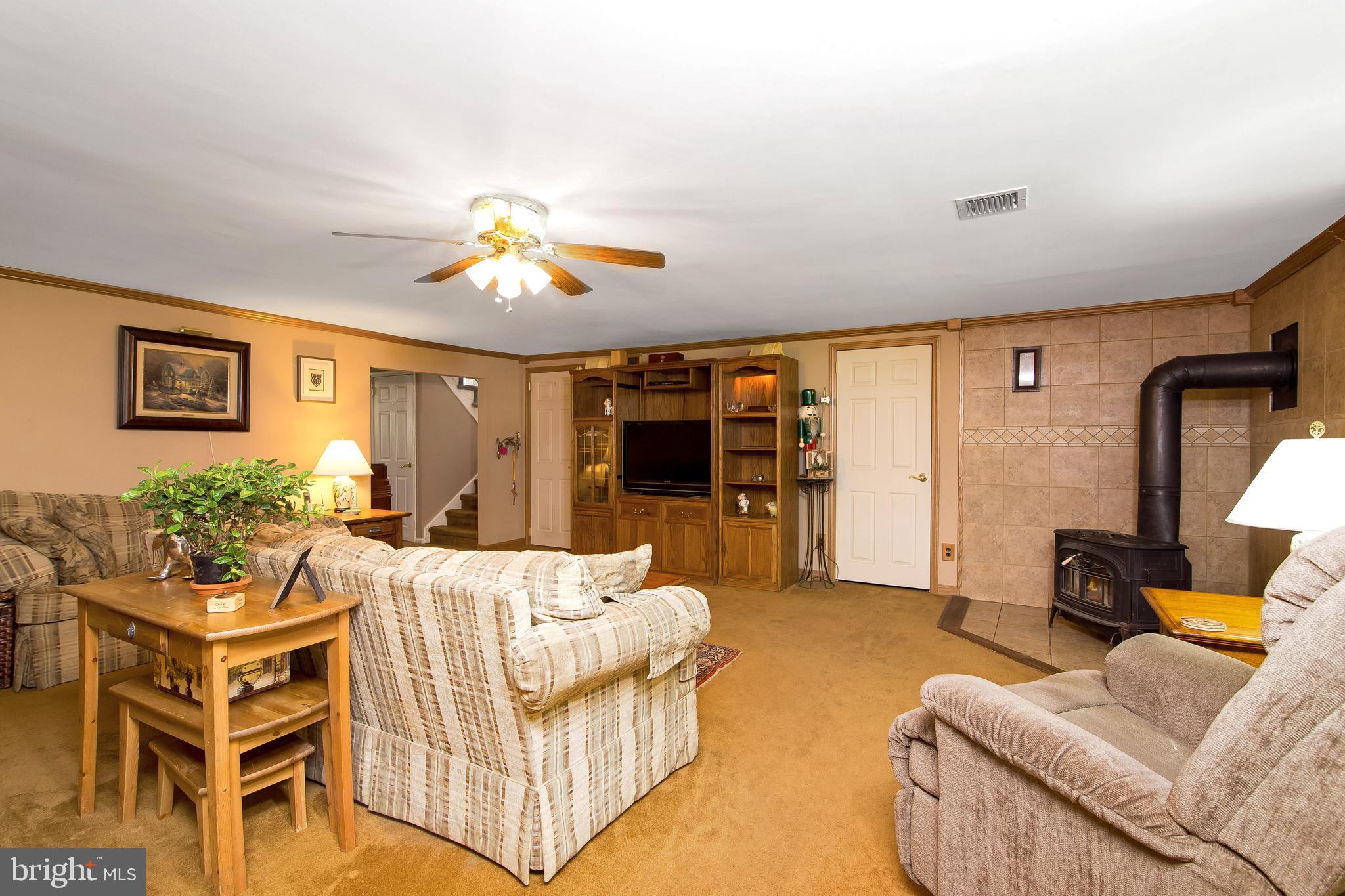 1089 Old Ford Road Huntingdon Valley, PA 19006 - Photo 27 of 37