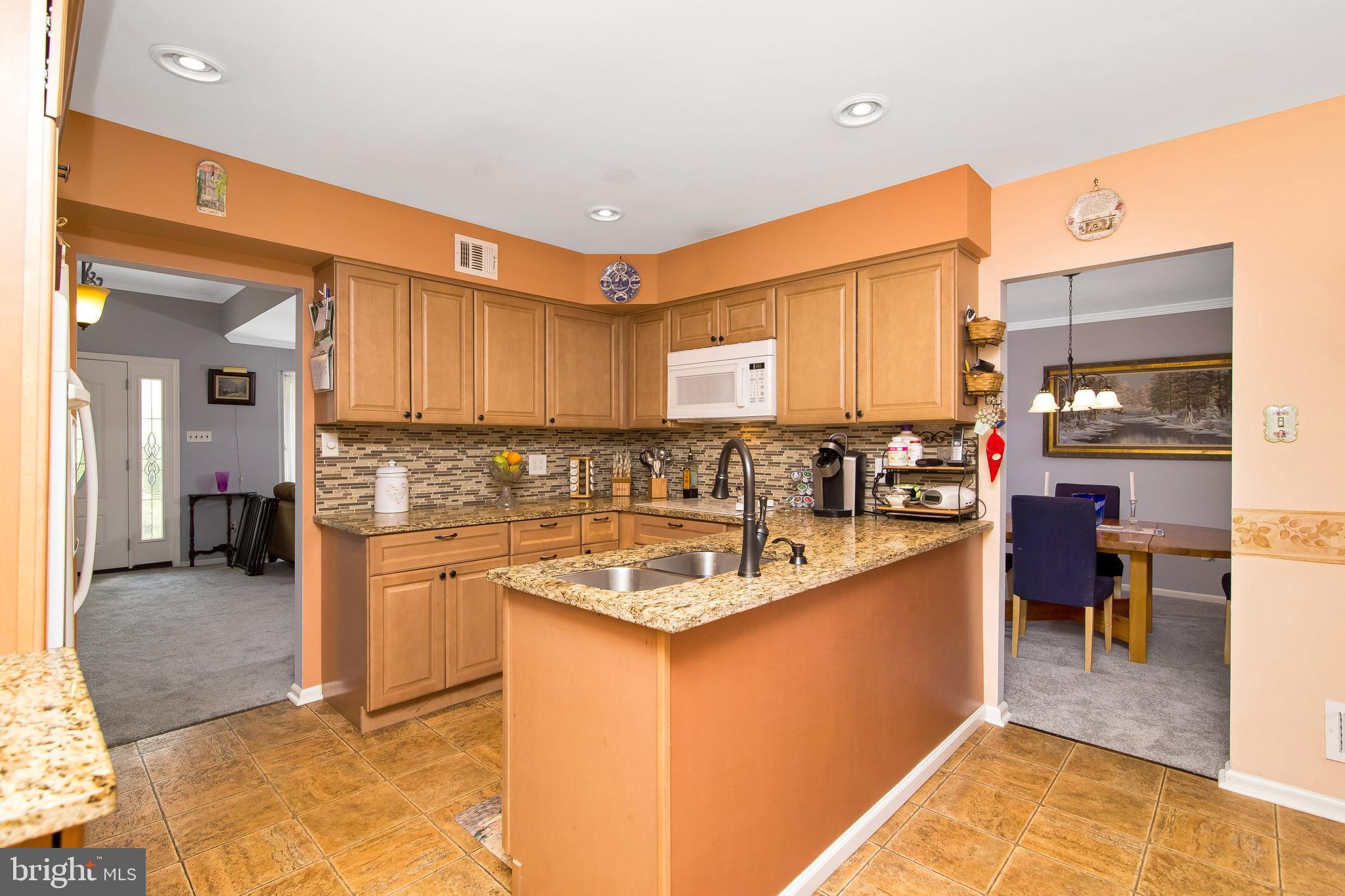 1089 Old Ford Road Huntingdon Valley, PA 19006 - Photo 9 of 37