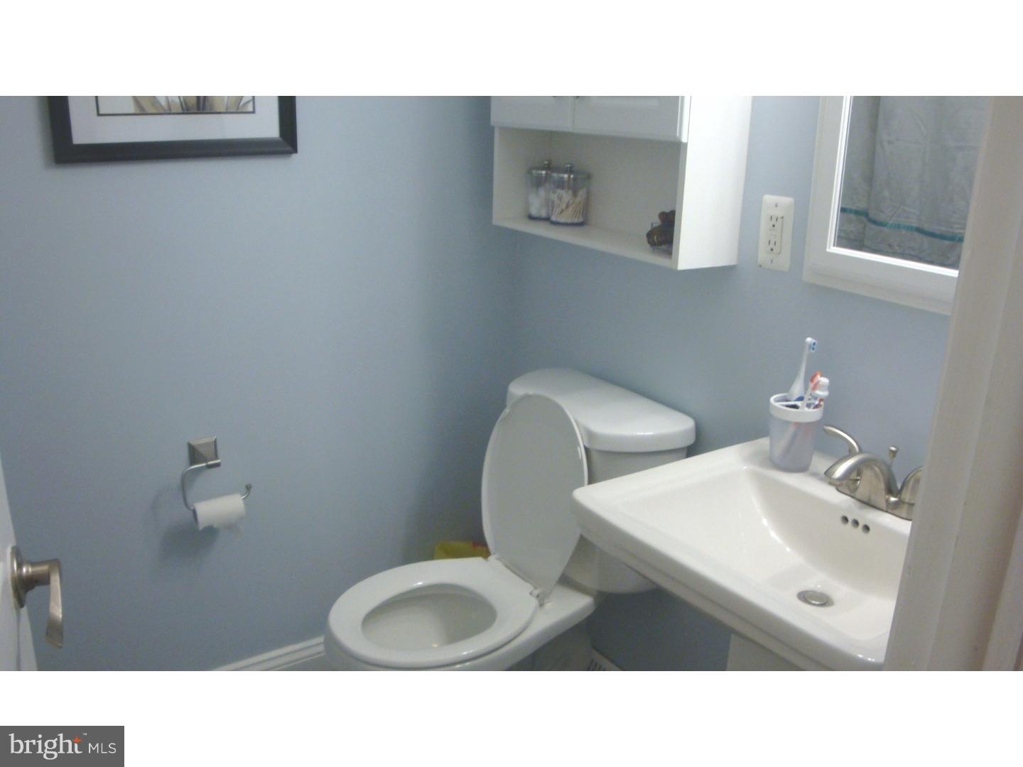 2492 Lenola Road Cinnaminson, NJ 08077 - Photo 17 of 25 Bathroom