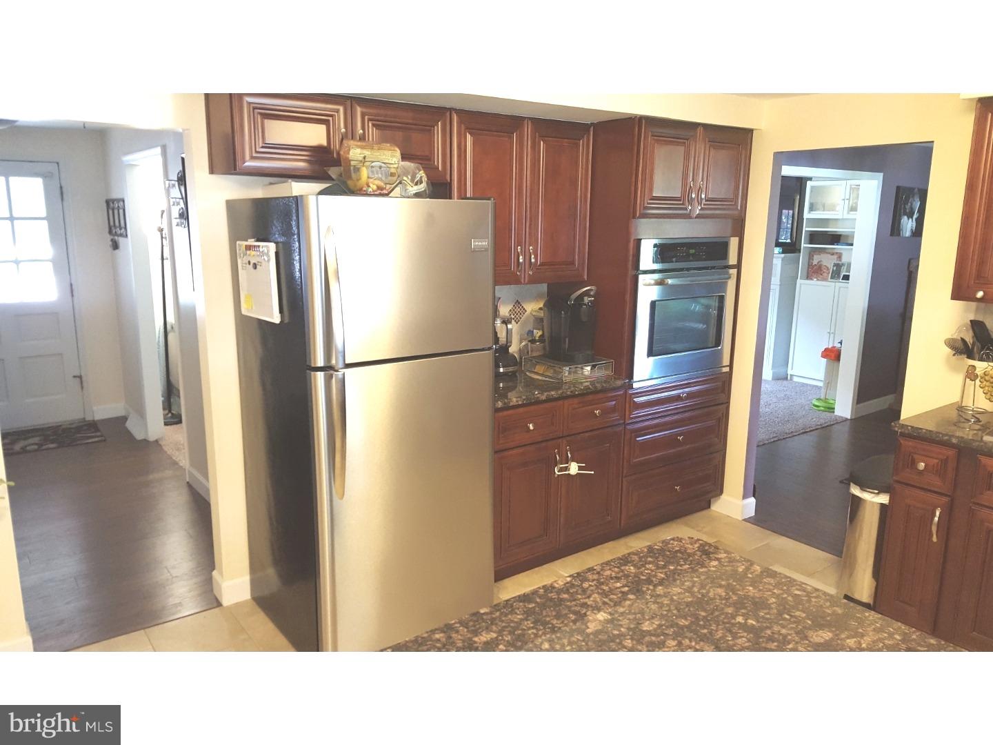 2492 Lenola Road Cinnaminson, NJ 08077 - Photo 10 of 25 Gallery Image 10