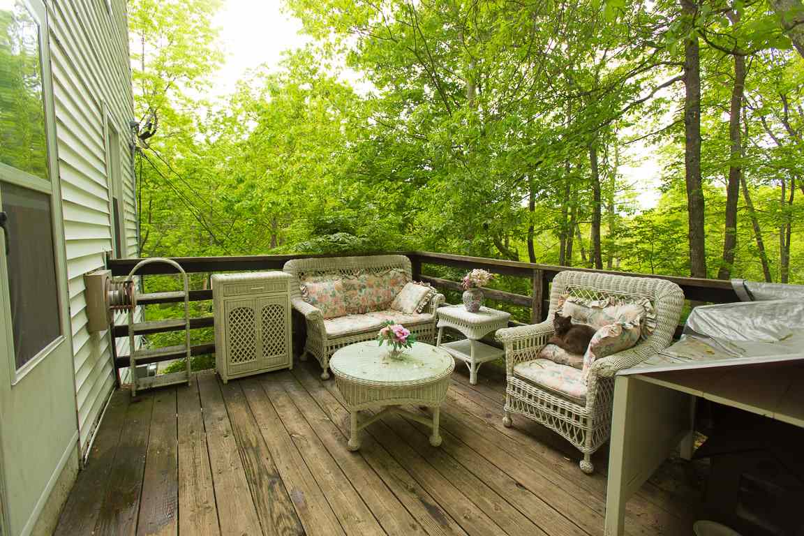 54 B Noyes Road Londonderry, NH 03053 - Photo 13 of 18