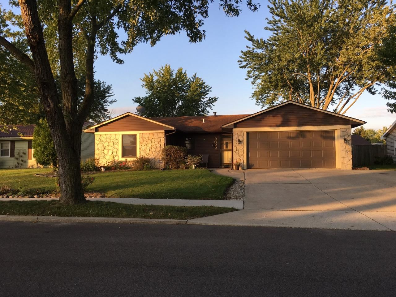 9022 Mariners Ridge Drive Fort Wayne, IN 46819 - Photo 1 of 18