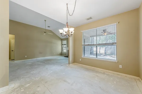 $355,000 | 147 South Winterport Circle, The Woodlands, TX 77382
