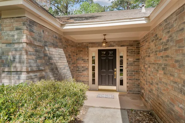 $355,000 | 147 South Winterport Circle, The Woodlands, TX 77382
