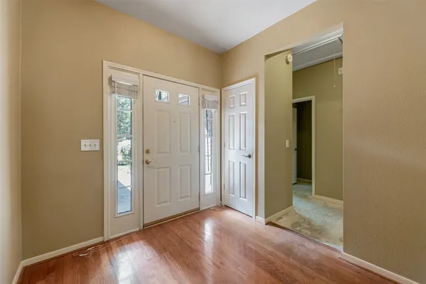 $355,000 | 147 South Winterport Circle, The Woodlands, TX 77382