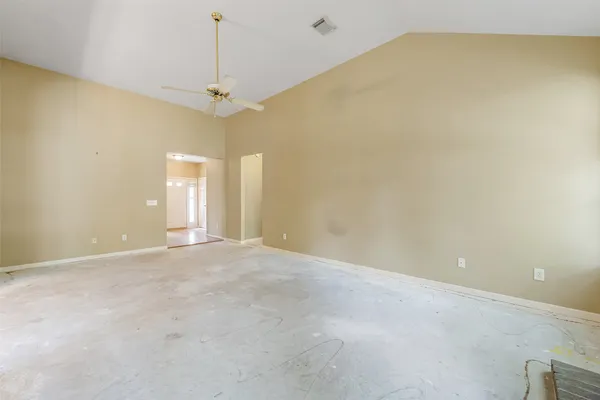 $355,000 | 147 South Winterport Circle, The Woodlands, TX 77382