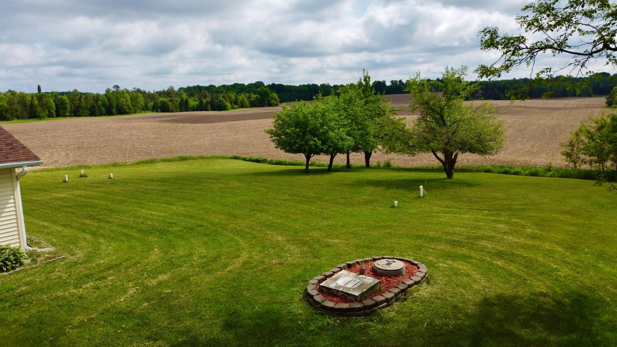 W7195 Clay Road Antigo, WI 54409 - Photo 4 of 58