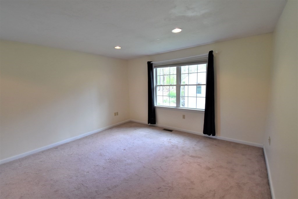 12 Maranook Road Worcester, MA 01606 - Photo 23 of 40 Gallery Image 23