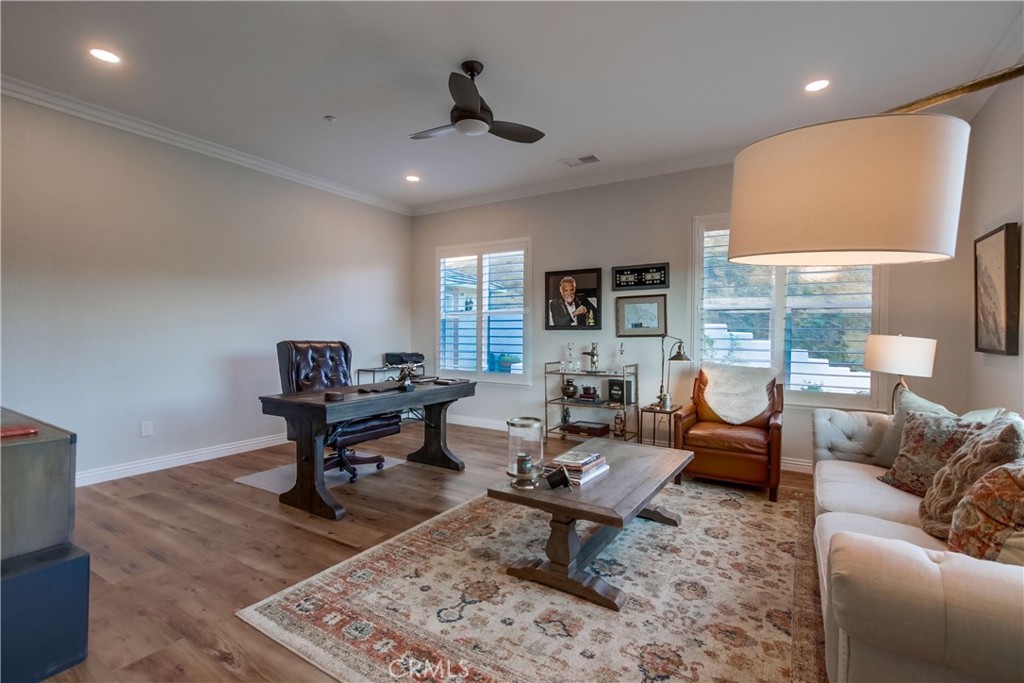 2424 Gird Road Fallbrook, CA 92028 - Photo 37 of 75 OFFICE/DEN OFF ENTRY
