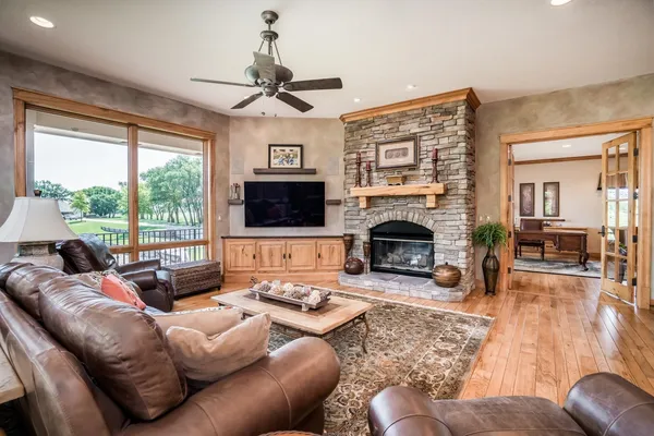 $1,300,000 | 2540 South 383rd St Court West, Cheney, KS 67025