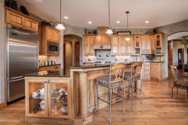 $1,300,000 | 2540 South 383rd St Court West, Cheney, KS 67025