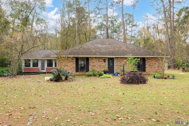 $250,000 | 14050 Harry Savoy Road, St. Amant, LA 70774