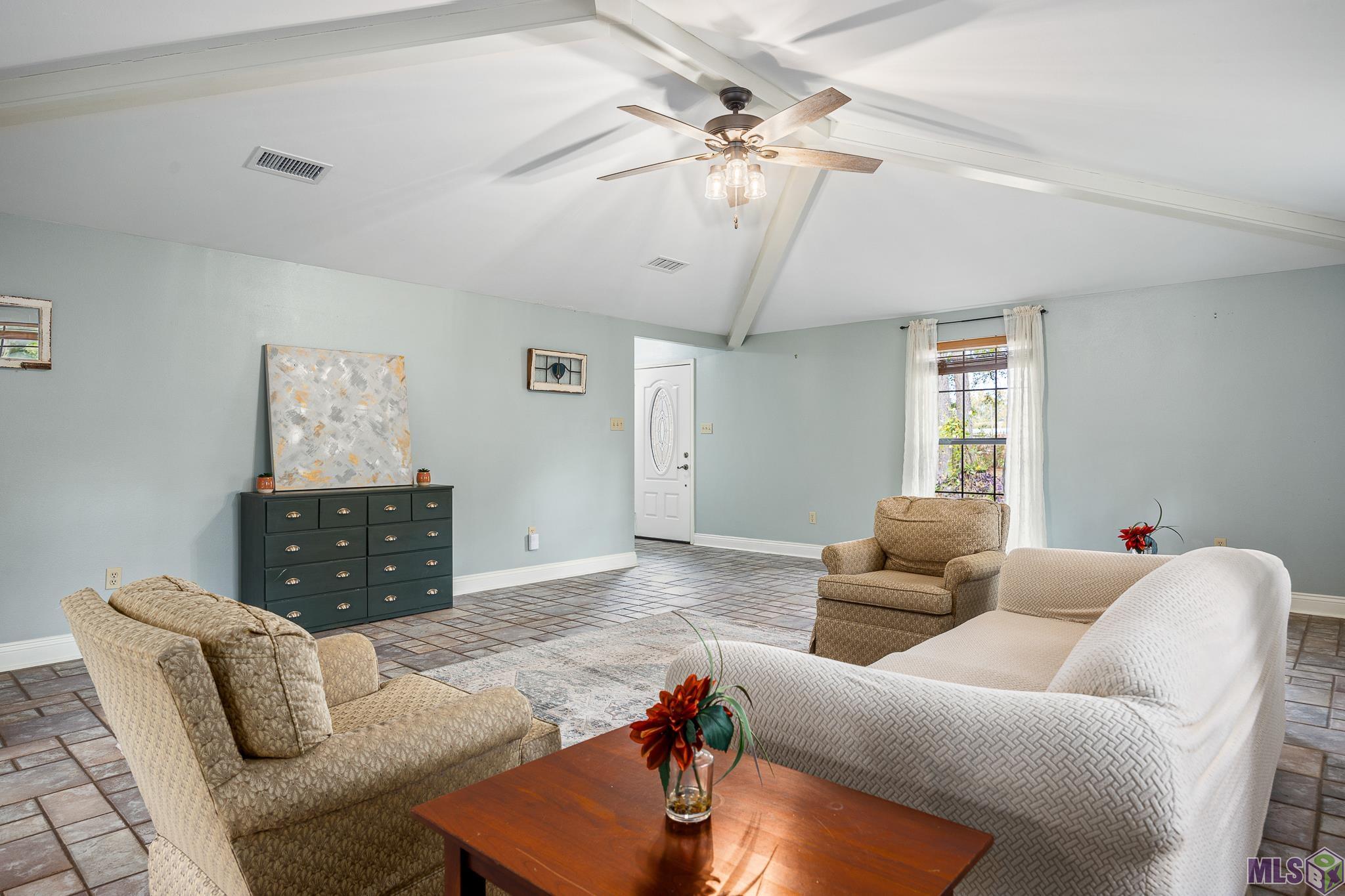 14050 Harry Savoy Road St. Amant, LA 70774 - Photo 5 of 31