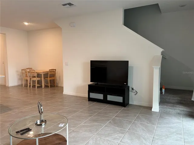 $2,300 | 17212 Bigleaf Mahogany Lane, Land O Lakes, FL 34638